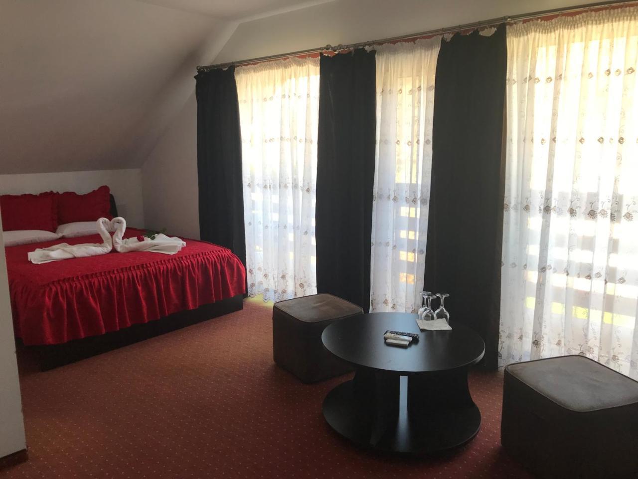 Pensiunea Domnika Dej Bagian luar foto