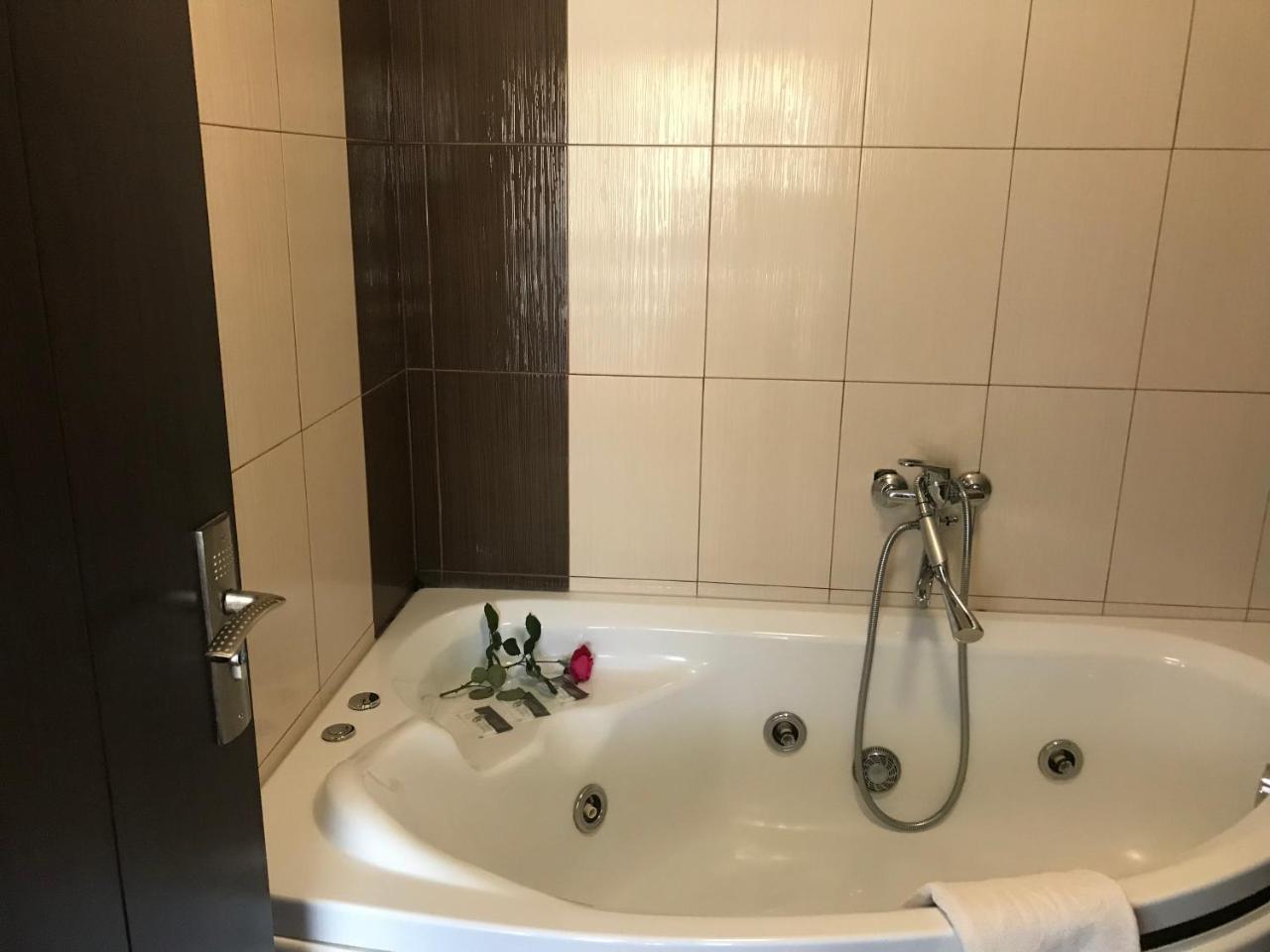 Pensiunea Domnika Dej Bagian luar foto